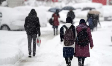 10 Nisan Kars'ta Okullar Tatil Mi?