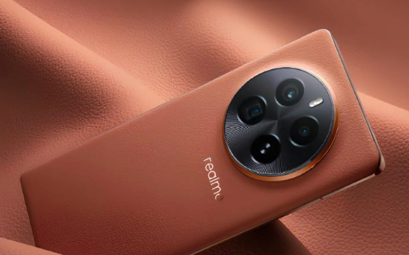 Realme GT 7 Pro: 2000 Nit Parlaklık ve Büyük Batarya Özellikleri